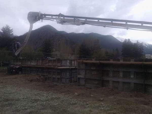 PR12 Mixer mounted conveyor