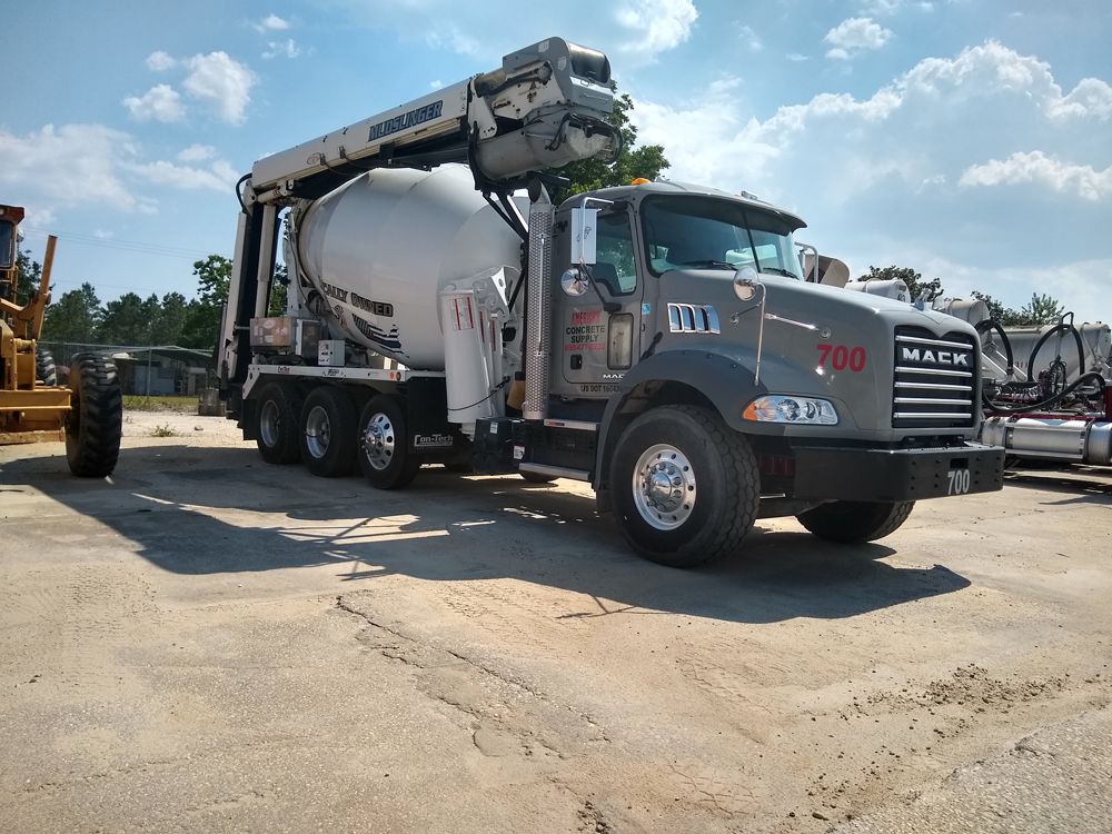 T3D16 mixer mounted conveyor in Florida